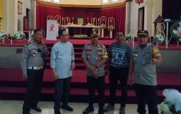 Polisi Terapkan Pengamanan Berlapis Gereja di Surabaya