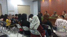 Razia Rumah Kos, Satpol PP Ciduk 12 Remaja dan Sejoli Berbuat Mesum