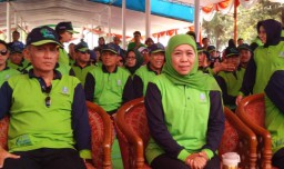 Khofifah Minta Pelaku Industri Gunakan Teknologi Ramah Lingkungan