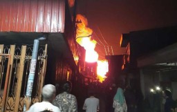 Pilihan Pembaca: Begal Sadis Ditembak hingga Gudang di Surabaya Terbakar