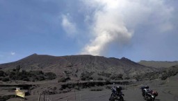 Wisatawan di Bromo Menurun Saat Ramadan