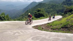 Menikmati Keindahan Alam dari Puncak Gunung Gajah Sambil Bersepeda