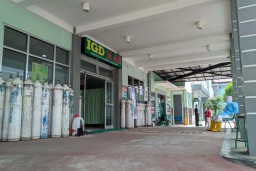 Masih Ada Pasien Covid-19 Tertahan, Tenda Bakal Didirikan di RSUD dr Harjono