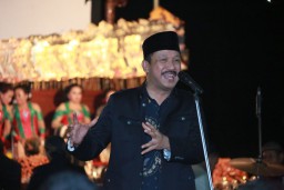 Dari Gerindra Loncat ke Nasdem, Ini Alasan Bupati Ipong