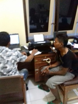 Jendral Tercyduk Mencuri Emas, Serta Beberapa Lembar Mata Uang Asing