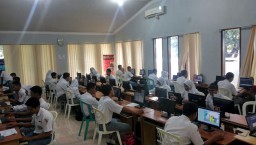 517 Siswa Kejar Paket di Blitar Ikuti UNBK Tahun 2018