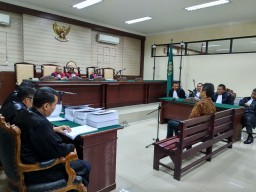 Jaksa KPK Tuntut Mantan Wali Kota Batu Edy Rumpoko 8 Tahun Penjara