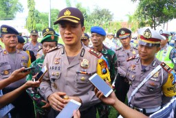 Rawan Penyelundupan Miras, Polres Madiun Razia Bus dan Mobil Boks