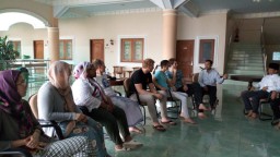 Ingin Mengenal Islam, 7 Bule Asal Amerika Belajar di Pondok Gontor