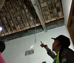 Idamkan Motor Tak Terwujud, Remaja di Blitar Pilih Gantung Diri