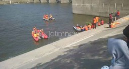 Mandi di Sungai Bengawan Solo, Dua Bocah Tenggelam