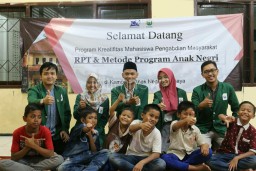5 Mahasiswa Unusa Ciptakan Modul Deradikalisasi untuk Siswa SMP