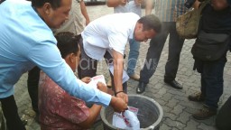 KPU Kota Surabaya Musnahkan 1.423 Surat Suara Rusak 