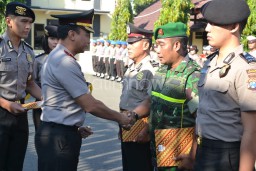 Gagalkan Balon Terbang, 21 Personel Polisi-TNI Diganjar Penghargaan