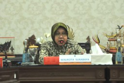 Sistem di Kemendagri Gangguan, Pencetakan e-KTP di Surabaya Terhambat