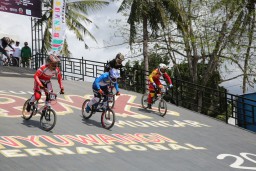  Indonesia Juarai Kelas Junior Women Banyuwangi International BMX 2018