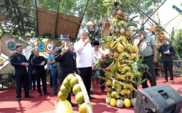 Menteri Eko Salut Pemasaran Pertanian Banyuwangi Dibalut Pariwisata