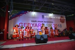 Lincah, Anak Berkebutuhan Khusus di Surabaya Pamerkan Hasil Karya