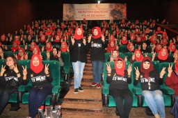 Nobar Film '22 Menit', Ketua Bhayangkari Jatim: Kami Bangga Pada Polri