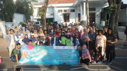 Gelar Event Peduli Sosial, Mahasiswa Unitomo Gandeng Siswa Difabel