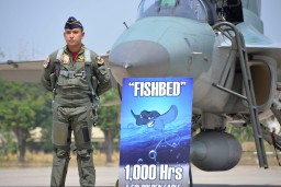 Pilot Tempur Lanud Iswahjudi Raih 1.000 Jam Terbang