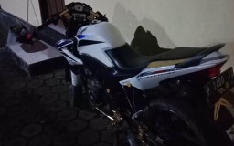 Terlalu, Sepeda Motor Teman Dekat Juga Diembat