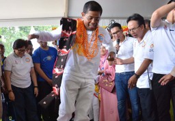 Pesan Mensos Dihadapan Ribuan Anak dan Keluarga