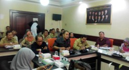 Kabar Gembira! Guru Swasta di Surabaya Bakal Bergaji UMR
