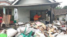 Kasihan, Rumah Pemulung ini Terbakar