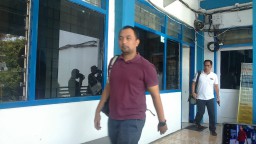 KPK Bawa 2 Koper dari Kantor Bapenda Pemkab Malang