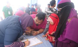 UB Catat Rekor MURI Pemeriksaan 456 Ekor Kucing