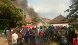 Api Melalap Gedung dan Ruang Kelas SMPN 12 Kota Madiun