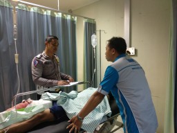 Truk vs Truk di Jalur Maut Trenggalek-Ponorogo, Sopir Terjepit