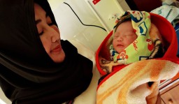 Bayi Laki-laki Terbungkus Karung Goni Dibuang di Depan Toko Bangunan