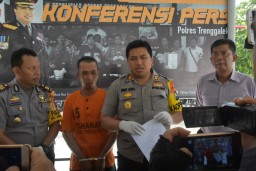 Berebut Makanan Ternak, Nanang Gigit Leher Tetangganya
