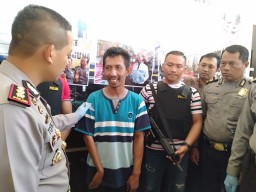 Penyebar Hoax di Tulungagung Berharap KPK Baca Statusnya