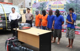 Komplotan Penjarah Kapal Tongkang di Pacitan Ditangkap Polisi