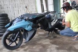 Kilas Berita Hot: Batpod Batman hingga Tokek Peliharaan Genderuwo