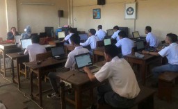 Sembilan Anak Binaan LPKA di Blitar Ikut UNBK SMA