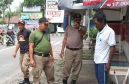 Resahkan Warga Magetan, Satpol PP Amankan Satu Orang Gila