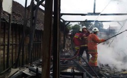 Rumah Janda Terbakar, Lima Karung Gabah Ludes