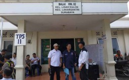 Ratusan Warga Lidah Kulon Juga Antusias Coblos Ulang di TPS 11