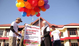 Lepas Balon Udara, Forpimda Ajak Warga Probolinggo Tolak Kerusuhan