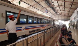 Listrik Padam, KA Jarak Jauh Alami Keterlambatan di Stasiun Madiun