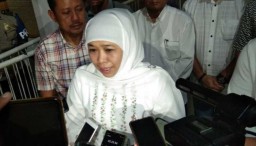 Kasus Penyerangan Polsek Wonokromo, Khofifah: Bijaklah Bermedsos