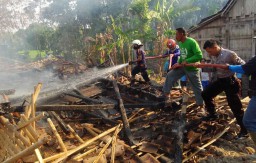 7 Rumah di Ngawi Ludes Terbakar