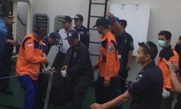 Korban KM Santika Nusantara Terbakar, Khofifah Sampaikan Duka Cita
