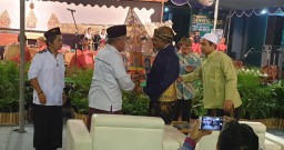 Pagelaran Wayang Kulit di PWNU Jatim, Ini Pesan Kiai Marzuki Mustamar