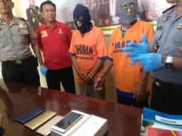Keluar Penjara, Seorang Bapak Ajak Anaknya Curi Hp