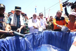 Kekeringan di Pulau Sapudi, Gubernur Khofifah Kirim 750 Ribu Liter Air